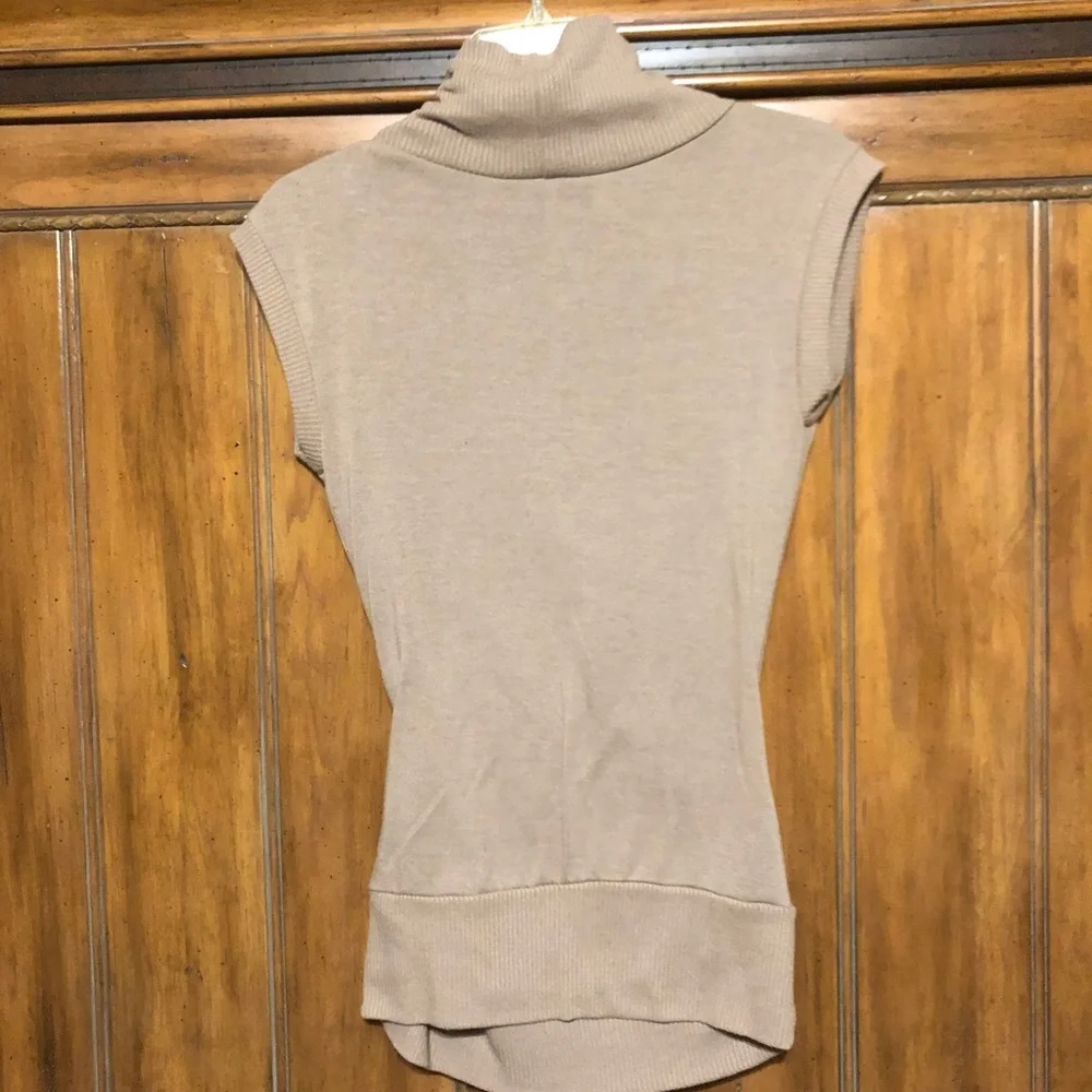 Sweater, Size:M. Smoke-free environment. Good Condition. - Picture 2 of 4
